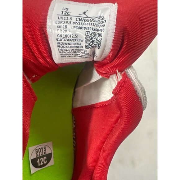 Nike Air Jordan Girl’s White Red MA2 Women Power Sneakers Sz 12C - New - Picture 12 of 12
